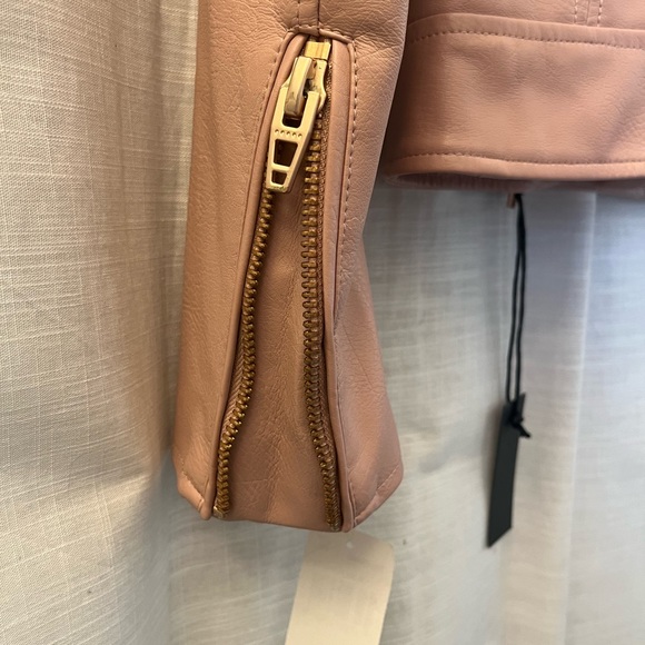 Light pink VEGAN leather moto jacket - Picture 1 of 4